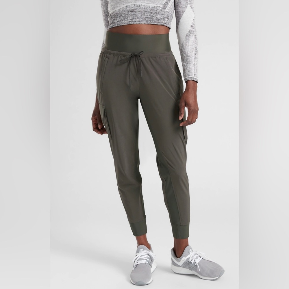 Athleta Sutton Jogger Arbor Olive Size Small 4